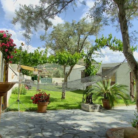 Casa Vacanze Borgo Borghese Sant'Alessio Siculo Bagian luar foto