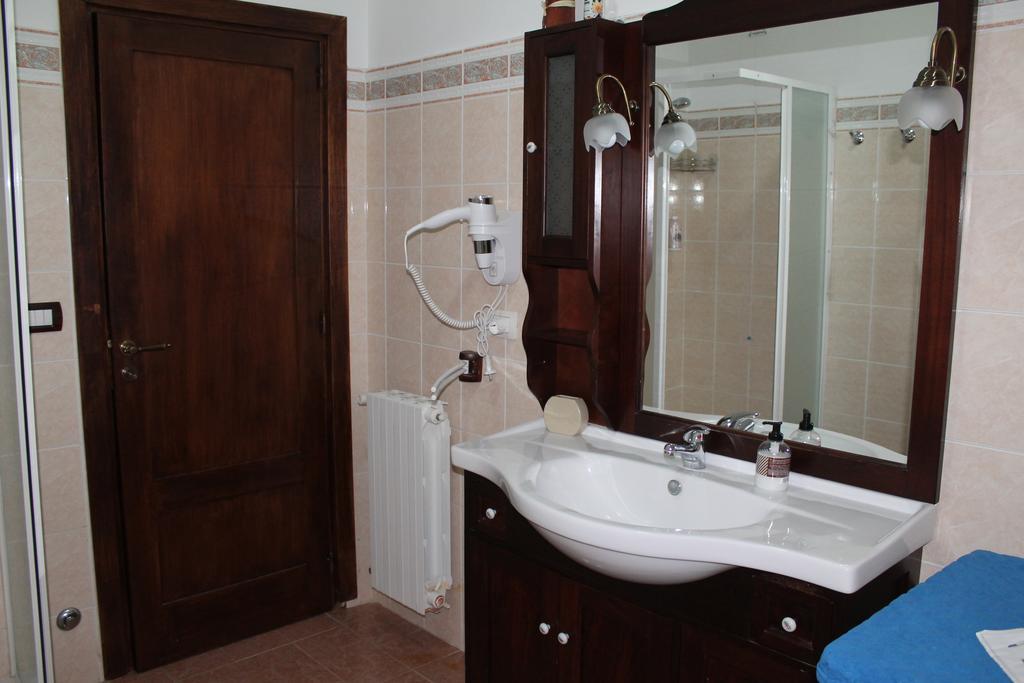 Casa Vacanze Borgo Borghese Sant'Alessio Siculo Ruang foto