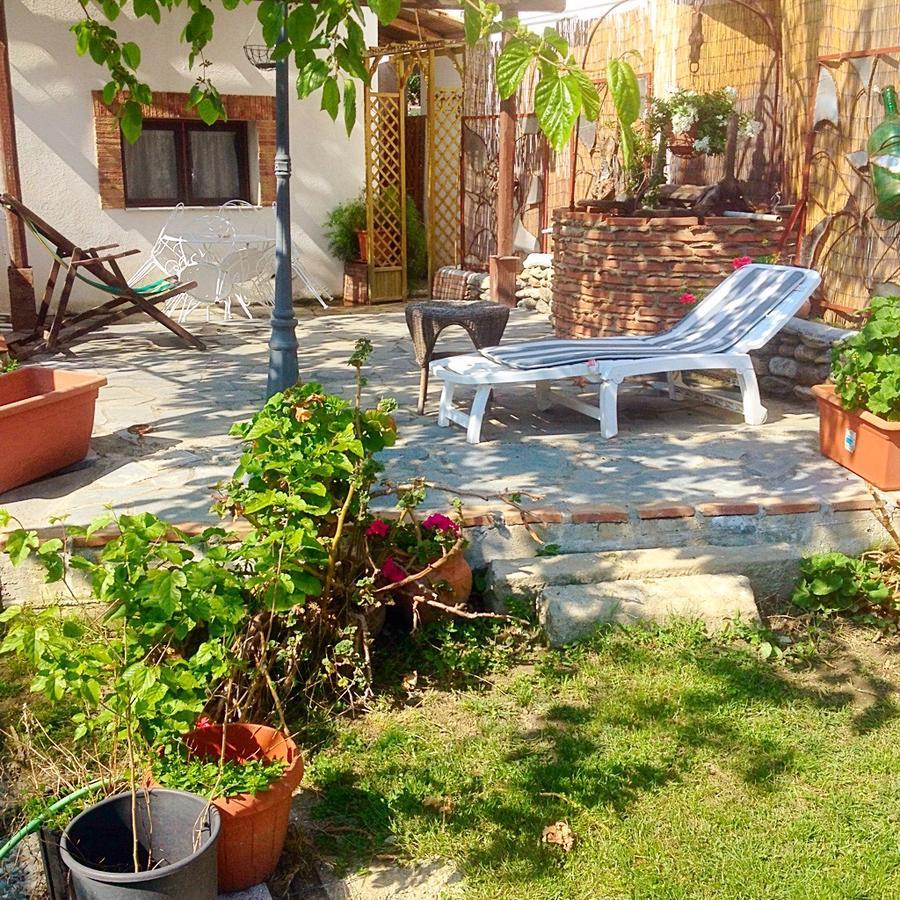 Casa Vacanze Borgo Borghese Sant'Alessio Siculo Bagian luar foto